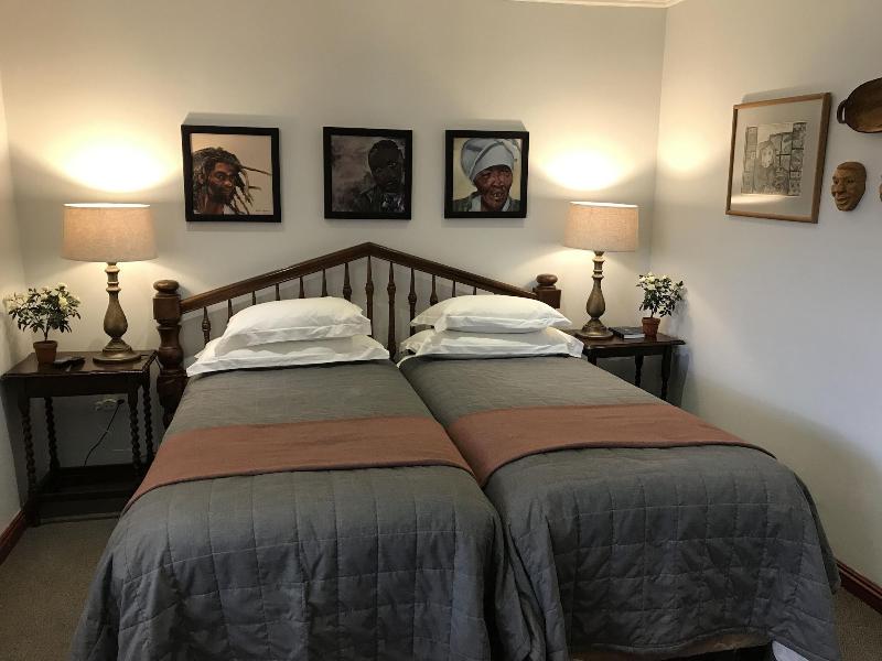 The Crown Guesthouse image