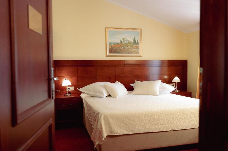 Villa Riva Makarska image