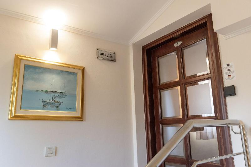 Villa Riva Makarska image