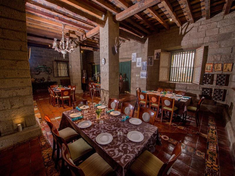 Las Casas Filipinas De Acuzar image