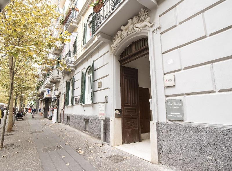Vomero House image