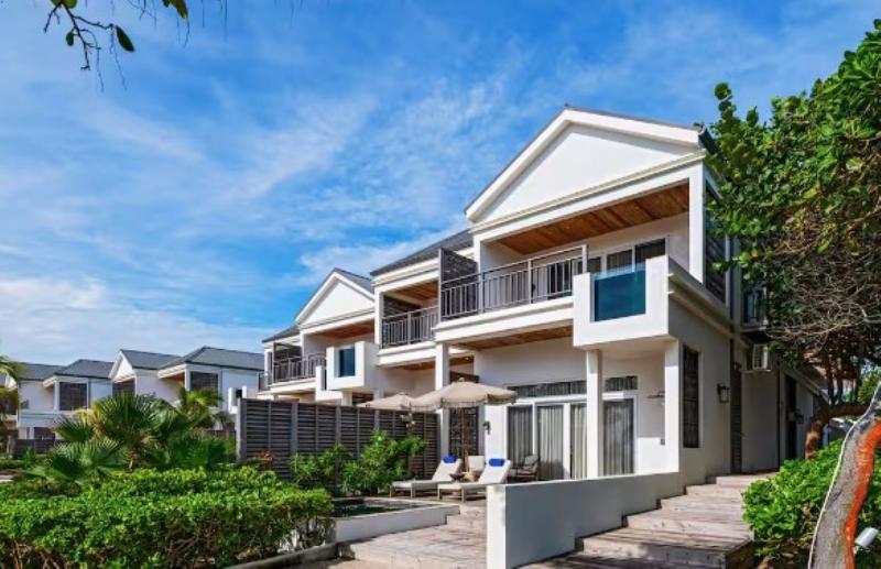 Itz'ana Resort & Residences image