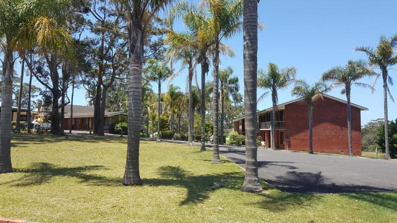 Tabourie Lake Motel image