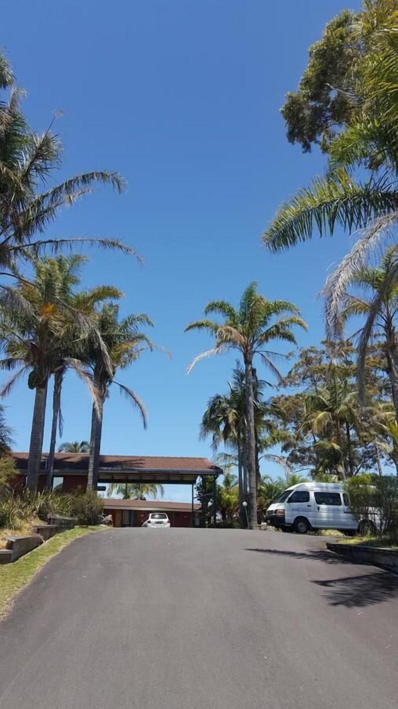 Tabourie Lake Motel image