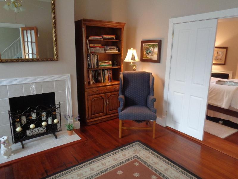 Wampler House image