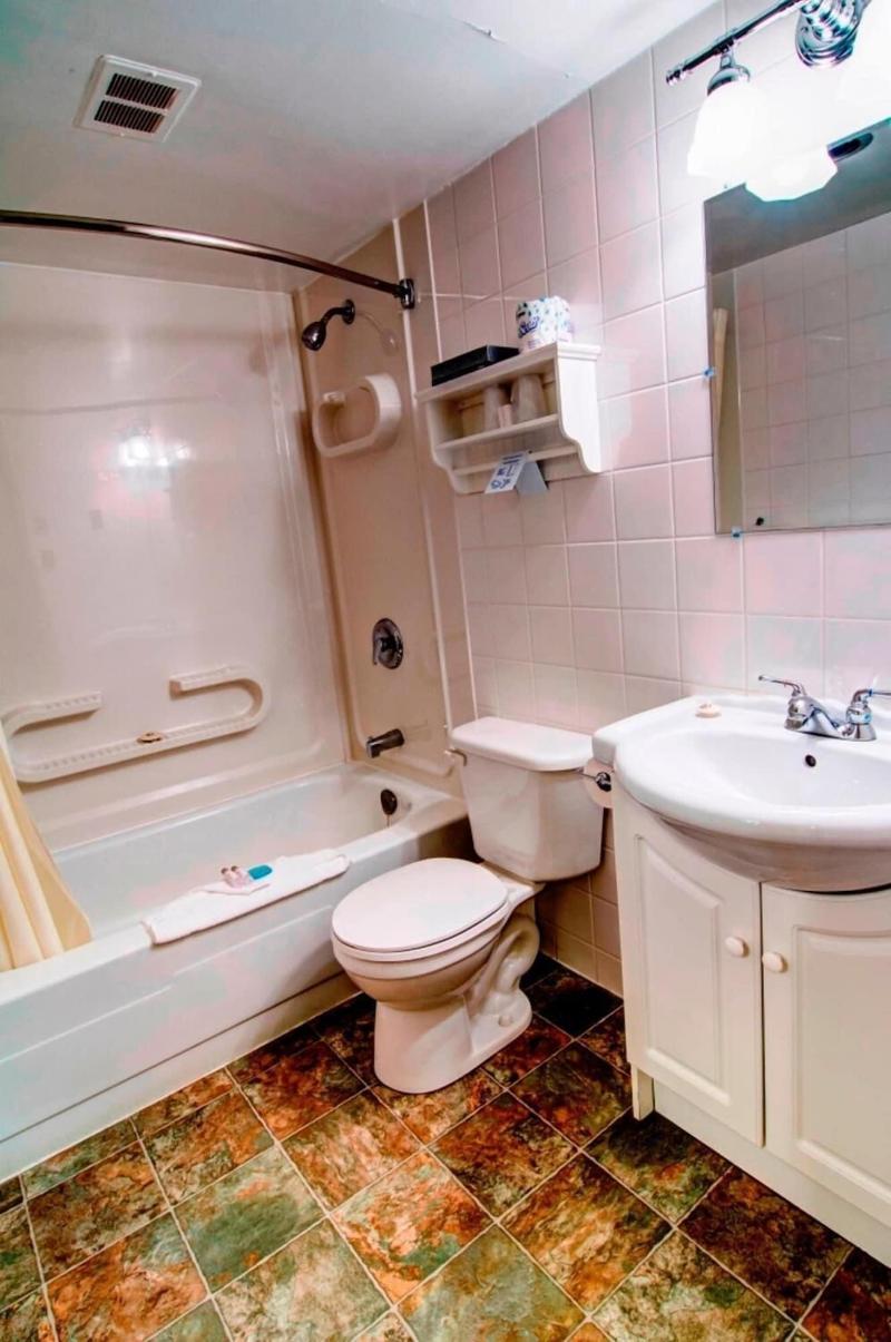 Wescana Inn image