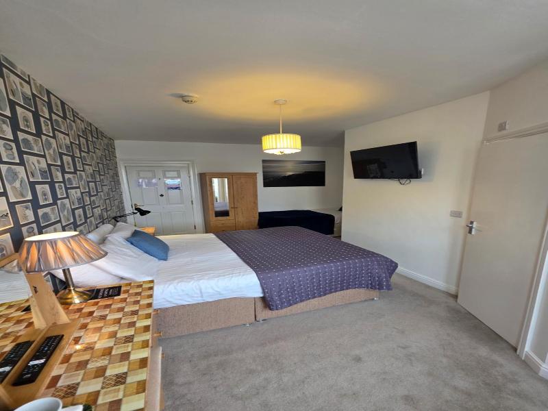 Rivelyn Hotel image