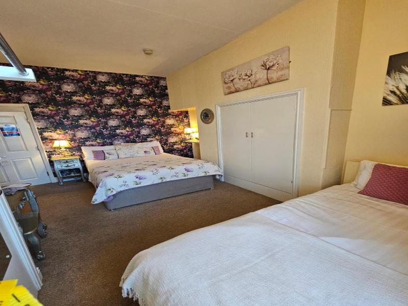 Rivelyn Hotel image