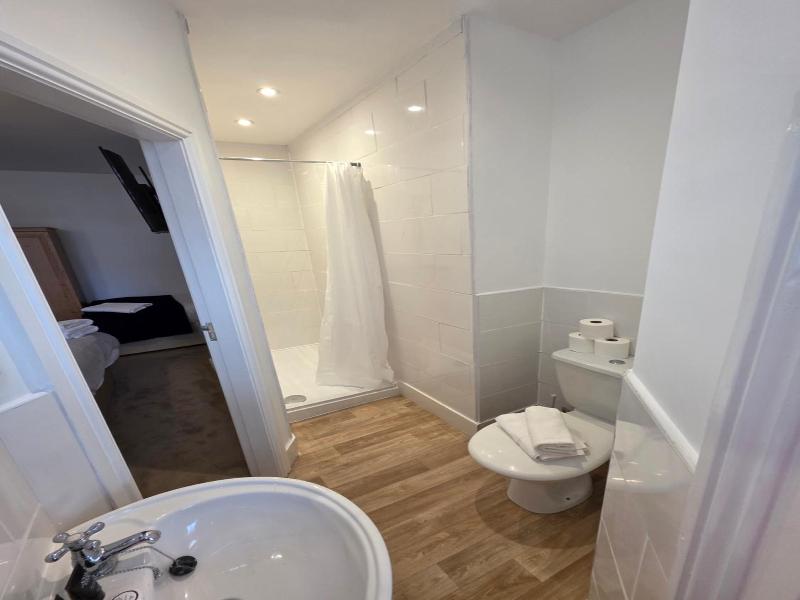 Rivelyn Hotel image