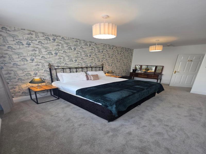 Rivelyn Hotel image