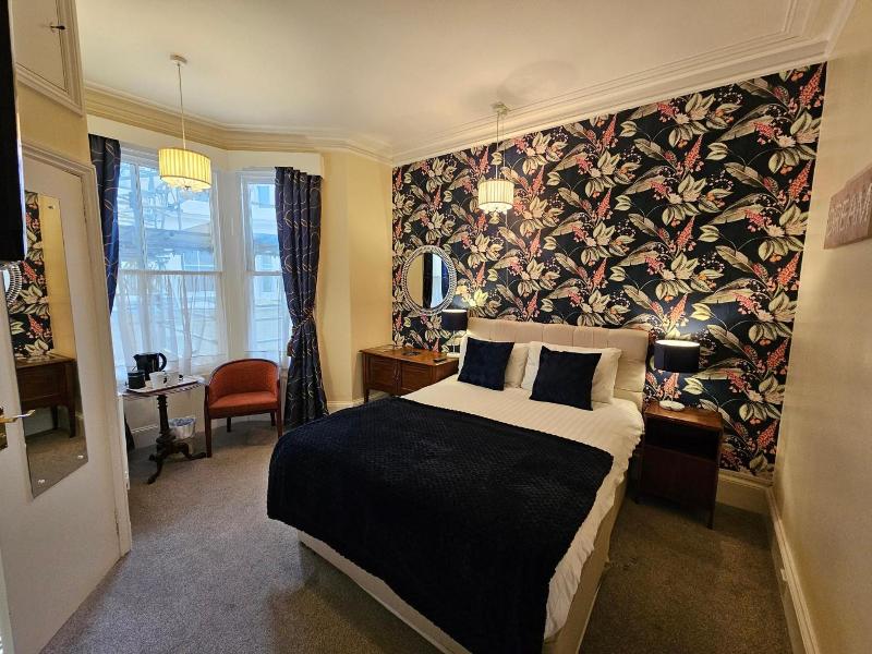 Rivelyn Hotel image