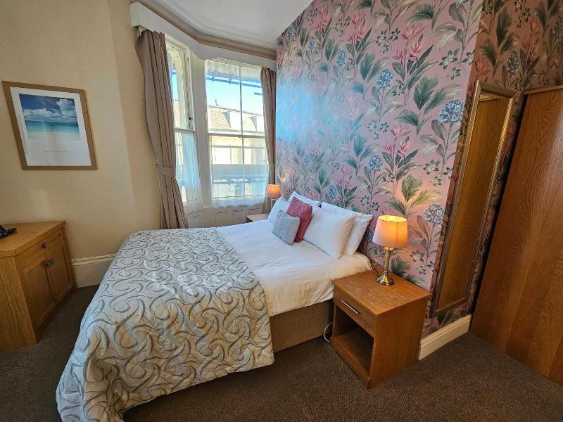 Rivelyn Hotel image