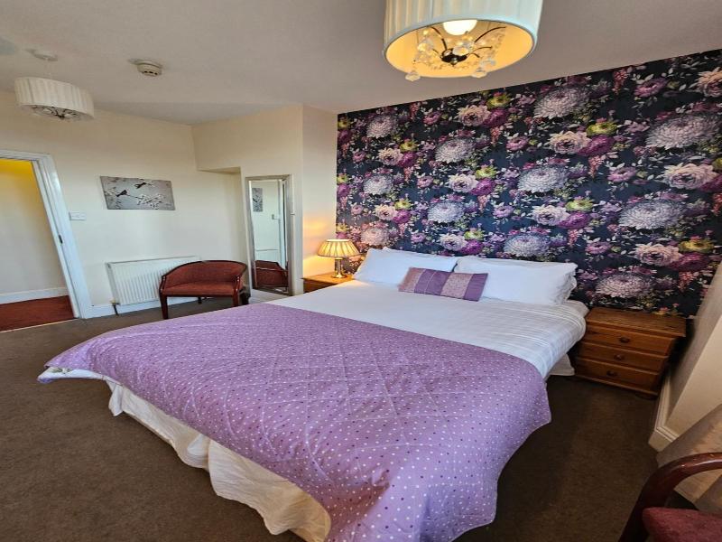 Rivelyn Hotel image
