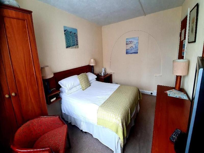 Rivelyn Hotel image