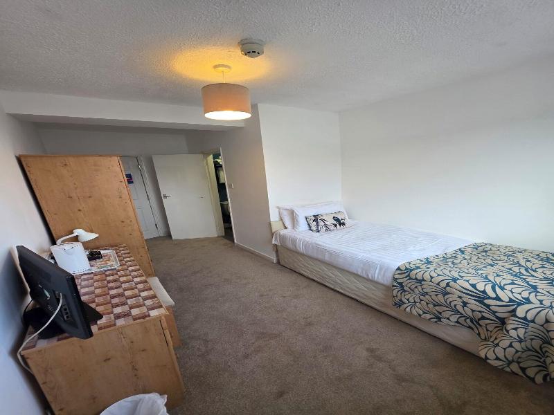 Rivelyn Hotel image