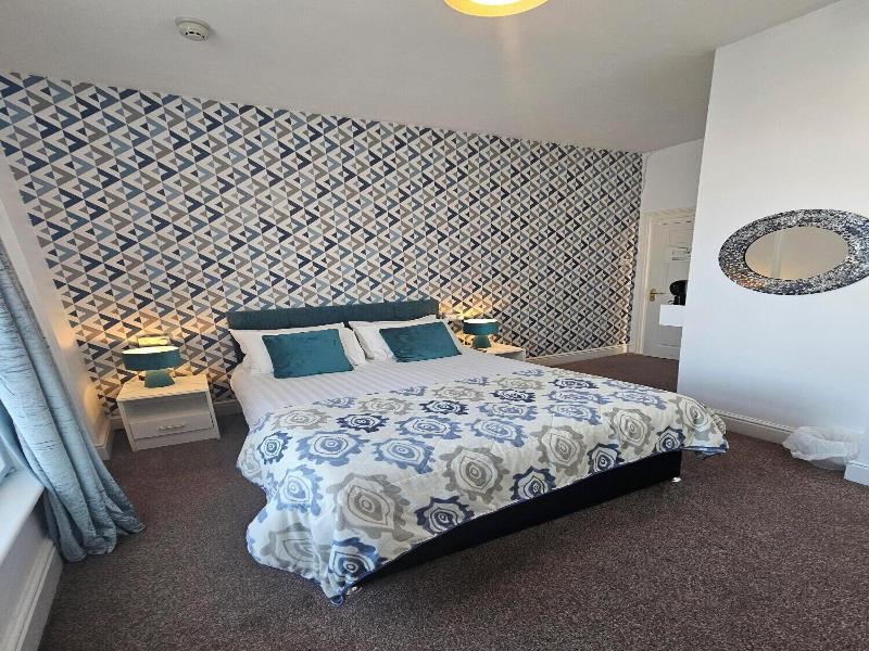 Rivelyn Hotel image