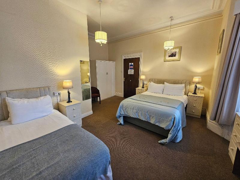 Rivelyn Hotel image