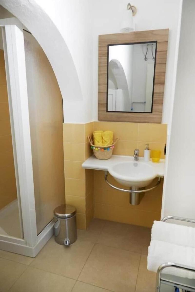 Zammu Bed And Breakfast image