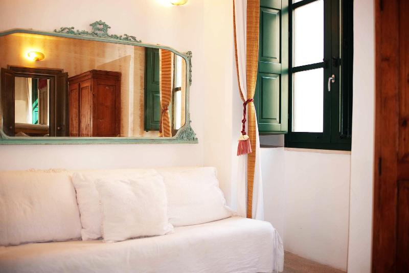 Salapolis Luxury Apartments image