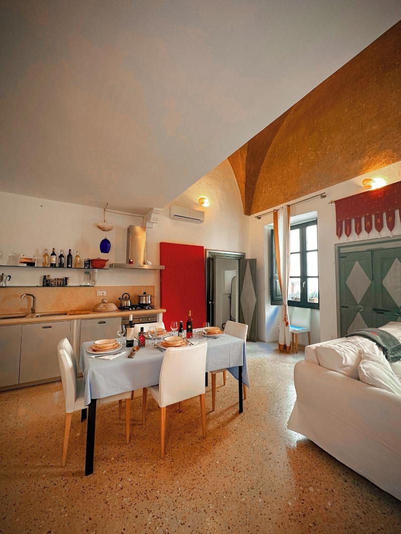 Salapolis Luxury Apartments image
