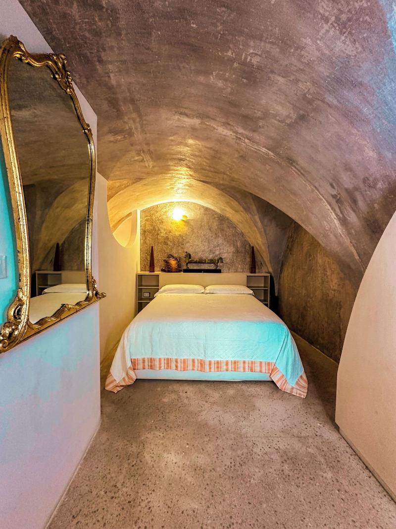 Salapolis Luxury Apartments image