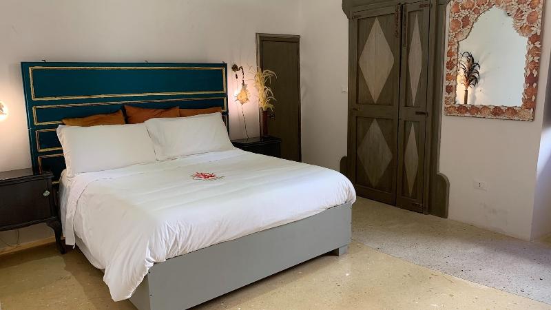 Salapolis Luxury Apartments image