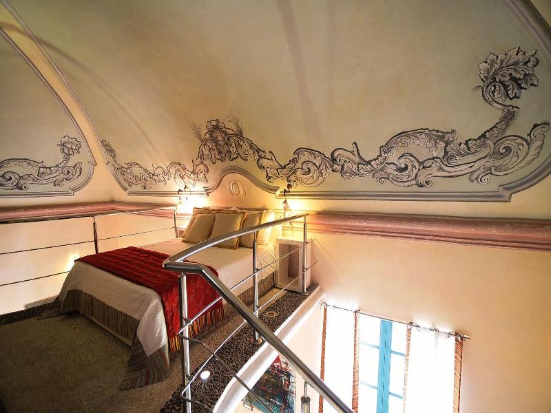 Salapolis Luxury Apartments image