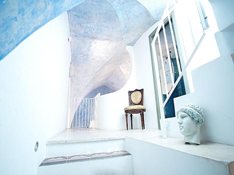 Salapolis Luxury Apartments image