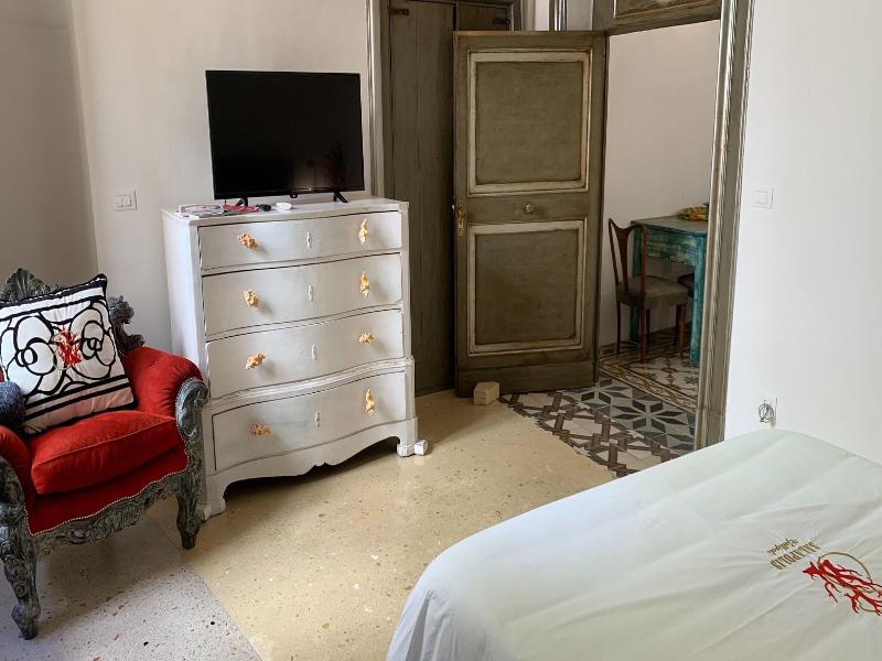 Salapolis Luxury Apartments image
