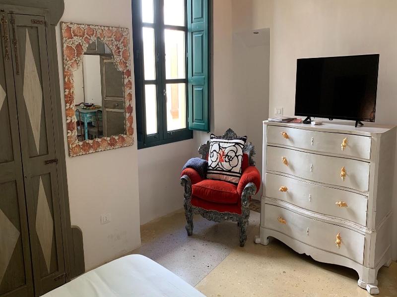 Salapolis Luxury Apartments image