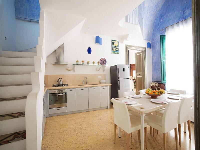Salapolis Luxury Apartments image