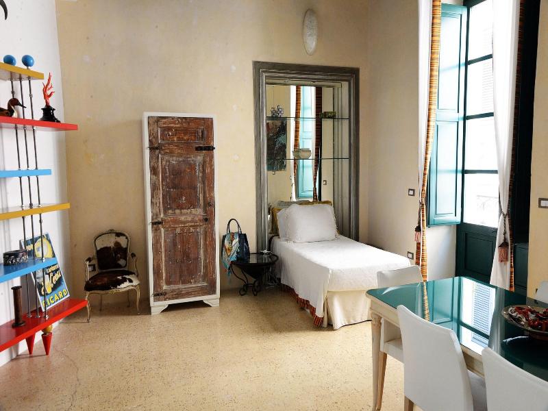 Salapolis Luxury Apartments image