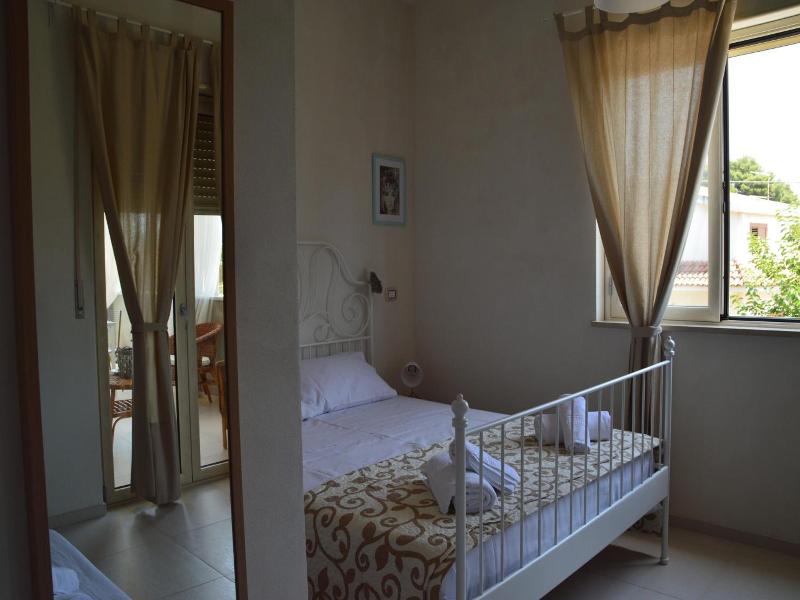 B&B La Via di Casa image
