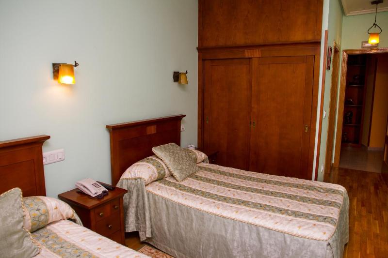 Hotel Los 14 image