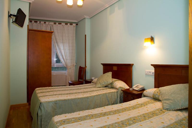 Hotel Los 14 image