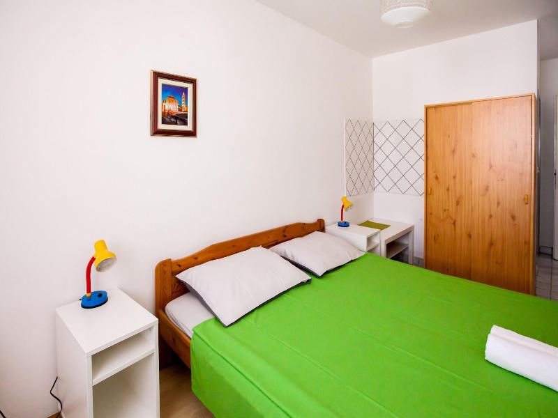 Friendly People's Guest House image
