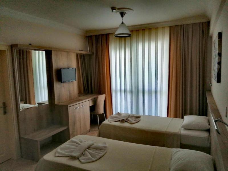 Melodi Club Hotel image