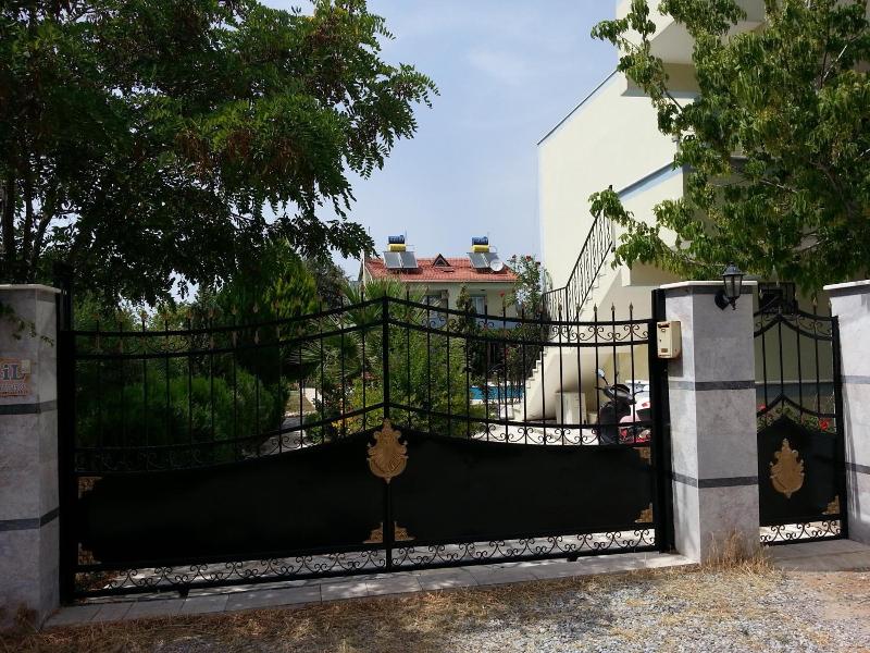 Melodi Club Hotel image
