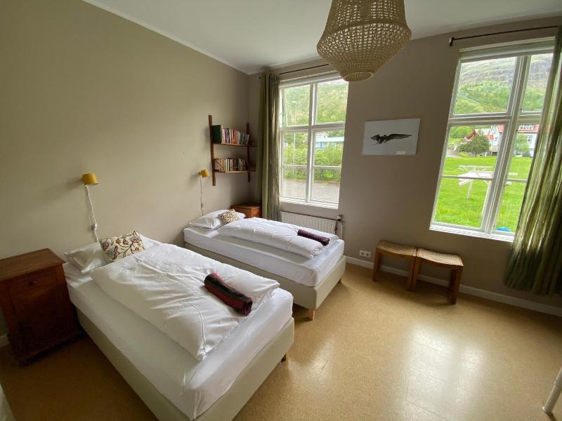 Hafaldan Hi Hostel Old Hospital Building image