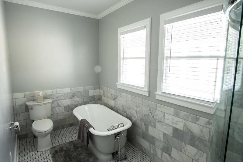 Valparaiso Inn Bed & Breakfast image