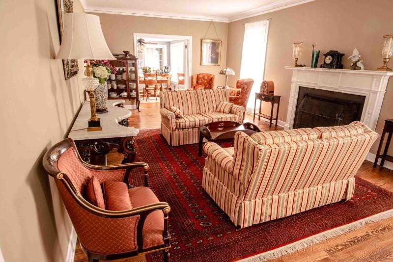 Valparaiso Inn Bed & Breakfast image