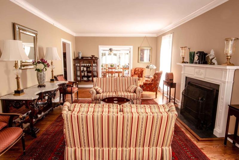 Valparaiso Inn Bed & Breakfast image