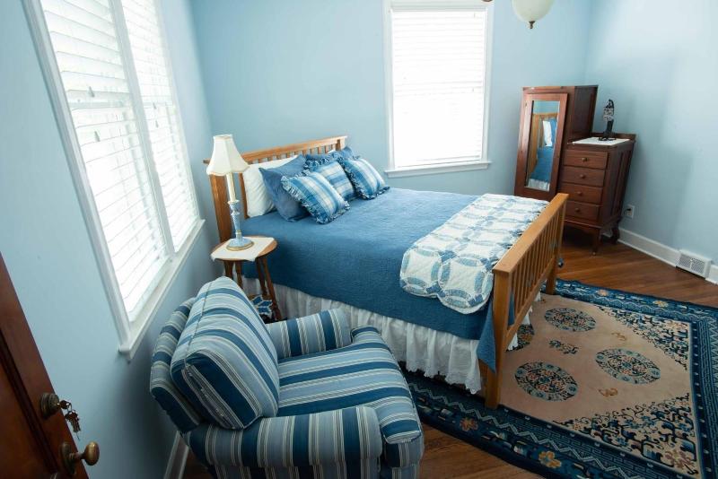 Valparaiso Inn Bed & Breakfast image