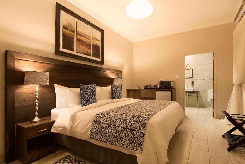 Three Olives Guesthouse image