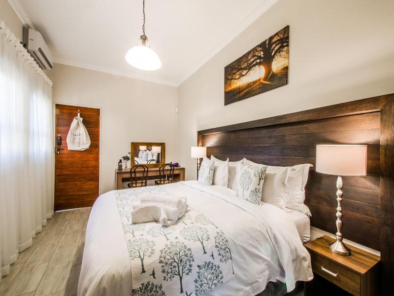 Three Olives Guesthouse image