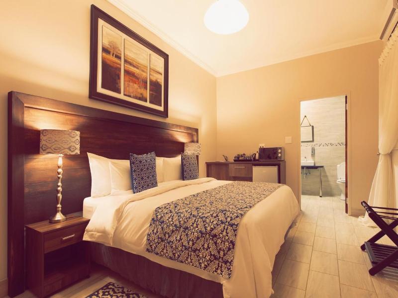 Three Olives Guesthouse image
