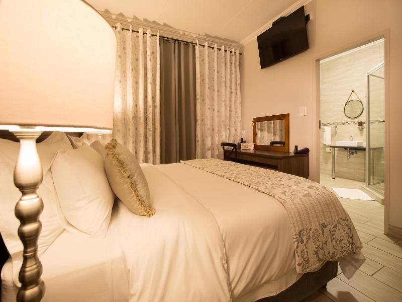 Three Olives Guesthouse image