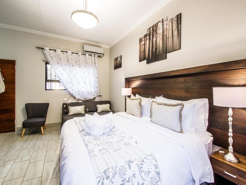 Three Olives Guesthouse image