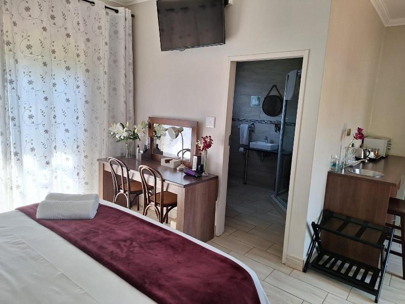 Three Olives Guesthouse image