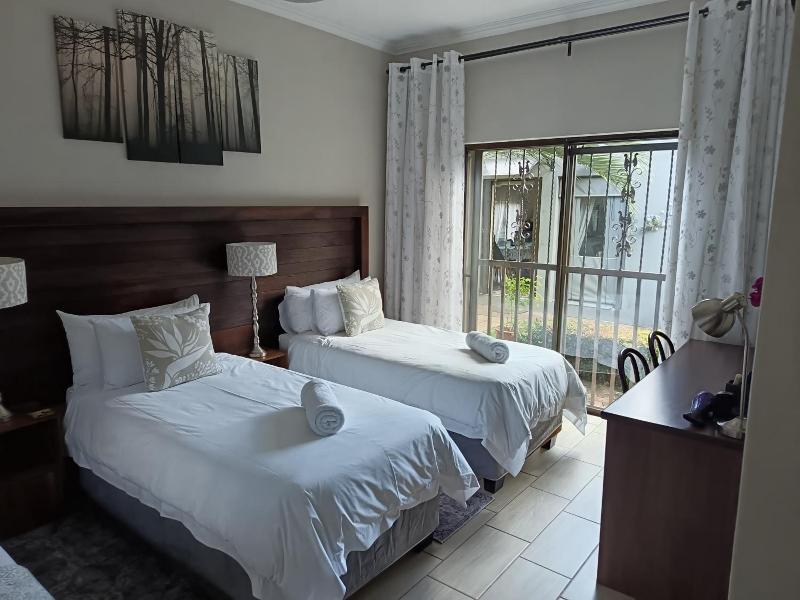 Three Olives Guesthouse image